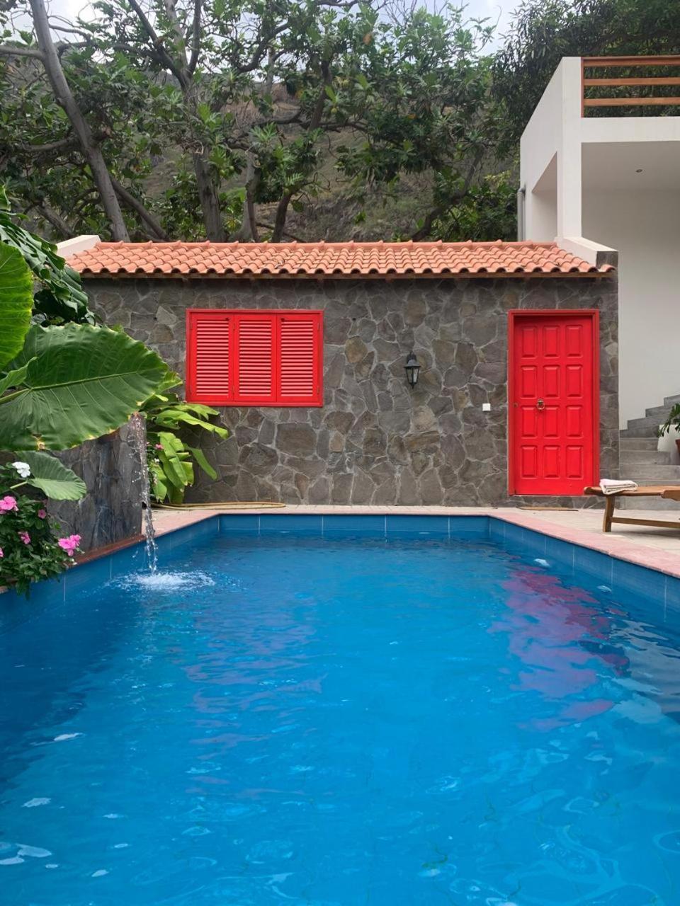 Kasa Wahnon Villa Pombas Exterior photo
